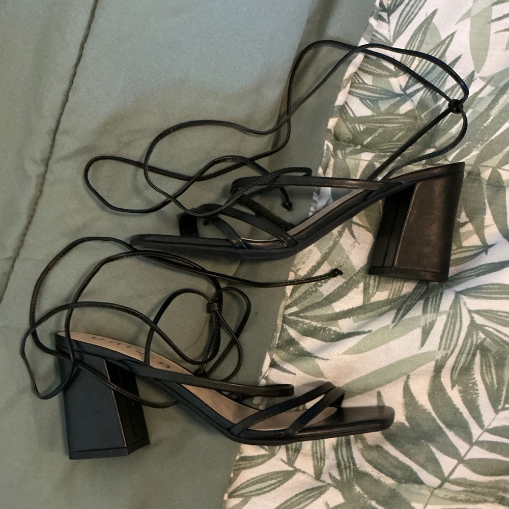 Elegant Black Strappy Heels Size 10